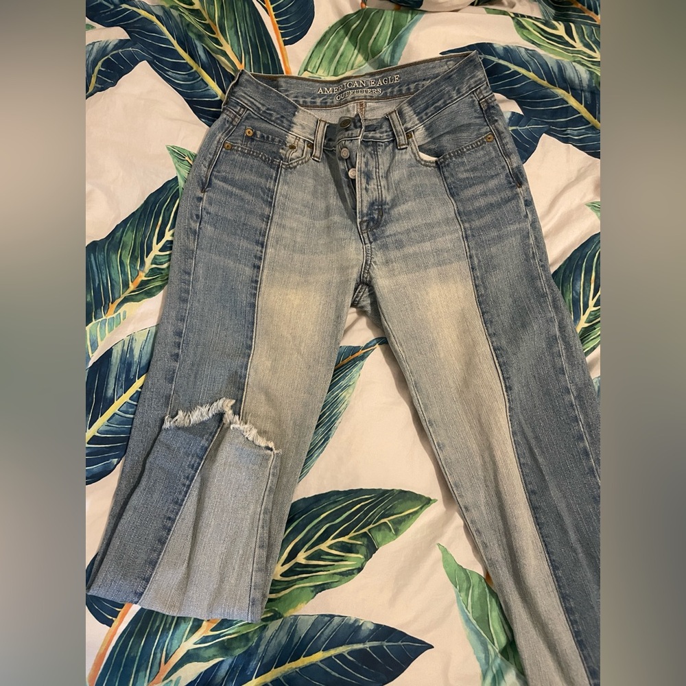 American Eagle two-tone jeans